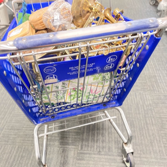 Meet your Posher, Erin - Picture 4 of 5